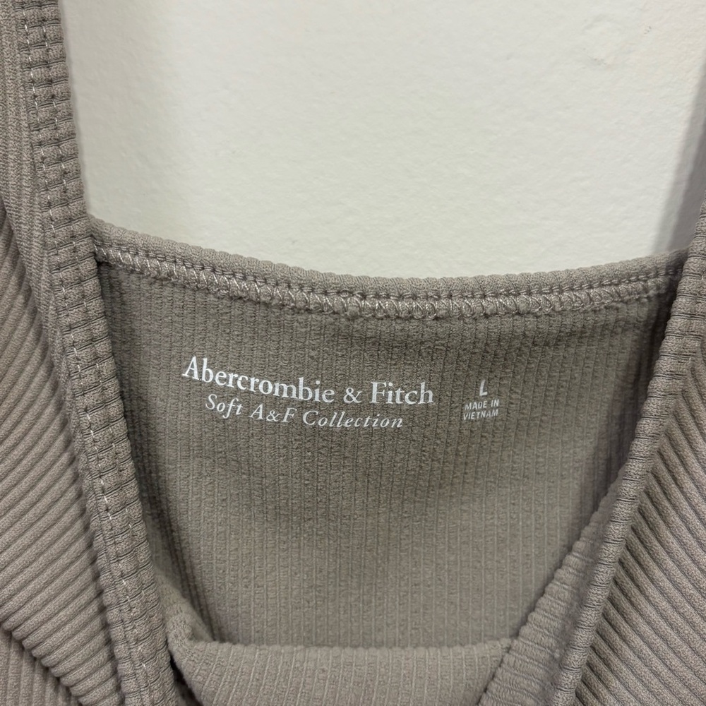 Abercrombie & Fitch Taupe Ribbed Scoop-Neck Bodysuit - Picture 3 of 5
